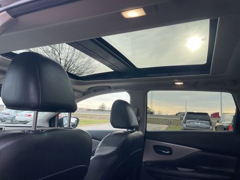 Used 2024 Nissan Murano SL image 18