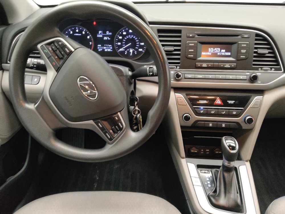 Used 2017 Hyundai Elantra SE FWD image 22