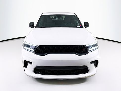 Used 2024 Dodge Durango GT image 3