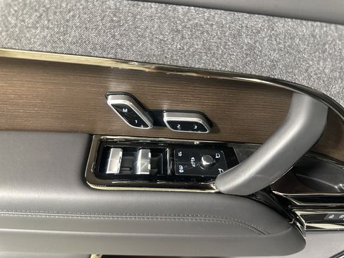 Used 2024 Land Rover Range Rover Sport Dynamic SE image 10