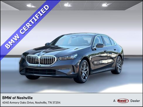 Used 2026 BMW 530i RWD image 1