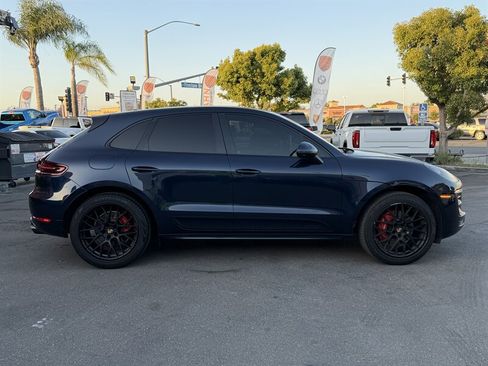 Used 2018 Porsche Macan GTS AWD/4WD image 20