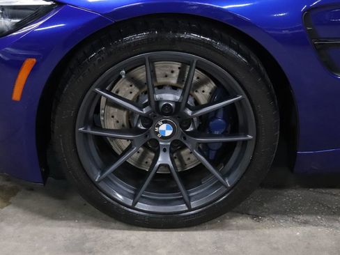 Used 2018 BMW M3 CS w/ Executive Package image 30