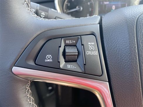 Used 2022 Buick Encore Preferred w/ Safety Package image 24