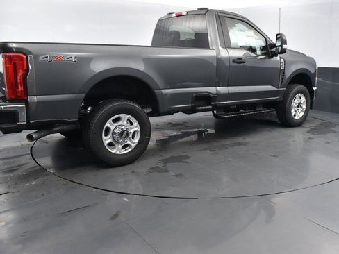 New 2026 Ford F250 XLT w/ F-250 >10K GVWR Package image 5