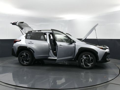 New 2026 Subaru Crosstrek 2.5i Limited w/ Crosstrek Mirror Package AWD/4WD image 18