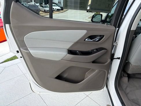 Used 2020 Chevrolet Traverse Premier w/ LPO, Floor Liner Package AWD/4WD image 25