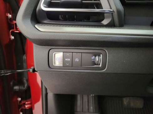 New 2026 Chevrolet Traverse LT w/ Driver Confidence Package FWD image 30