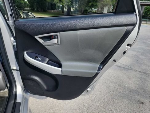 Used 2012 Toyota Prius Two FWD image 24