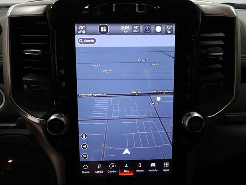 Used 2024 RAM 2500 Laramie w/ Chrome Bumper Package image 28