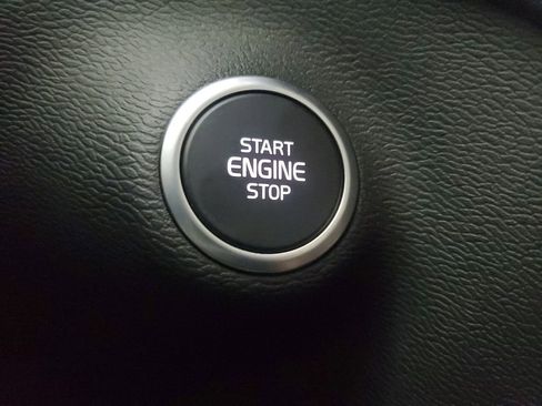 New 2026 Volvo XC40 B5 Core w/ Climate Package image 34