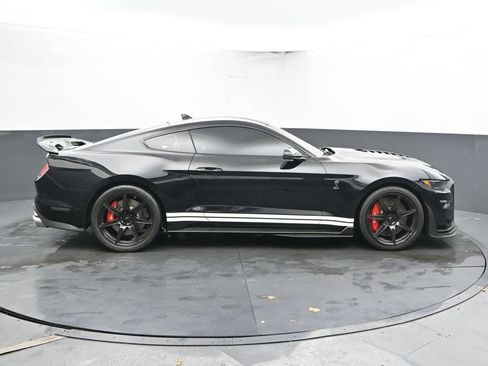Used 2020 Ford Mustang Shelby GT500 w/ Technology Package RWD image 4