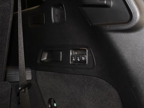 Used 2025 Mercedes-Benz GLS 63 AMG 4MATIC image 96