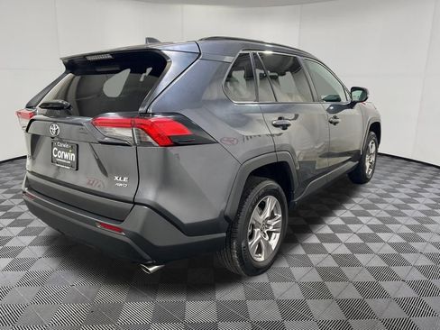 Used 2023 Toyota RAV4 XLE AWD/4WD image 7