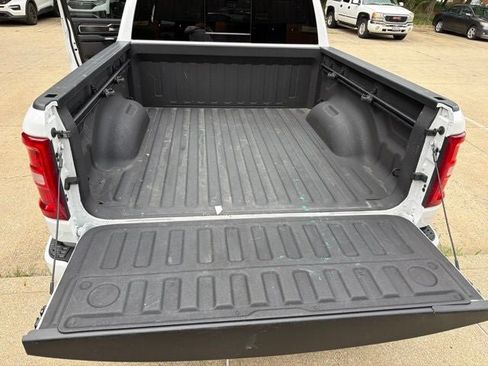 Used 2025 RAM 1500 Laramie w/ Sport Appearance Package AWD/4WD image 22
