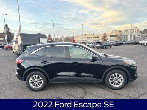 Certified 2022 Ford Escape SE w/ Convenience Package image 5