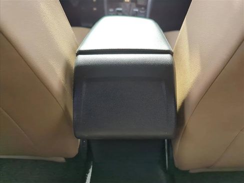 Used 2019 Volkswagen Jetta SE image 18