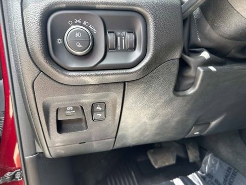 Used 2021 RAM 1500 Laramie AWD/4WD image 21