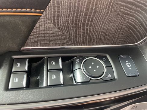 Used 2024 Ford F350 Platinum image 10