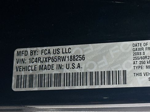 Used 2024 Jeep Wrangler Sahara w/ Technology Group image 12