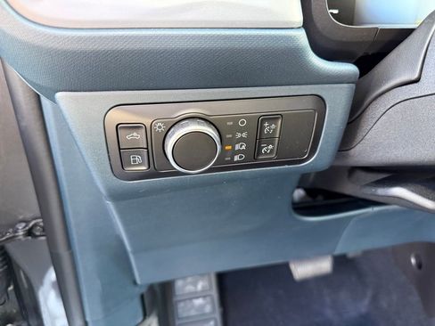 New 2026 Ford Maverick XL image 7