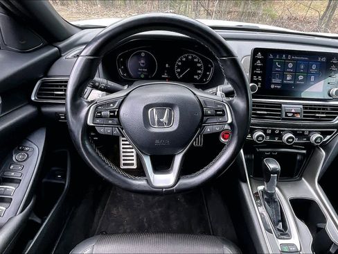 Used 2021 Honda Accord Sport image 6