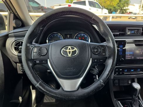 Used 2017 Toyota Corolla SE FWD image 20