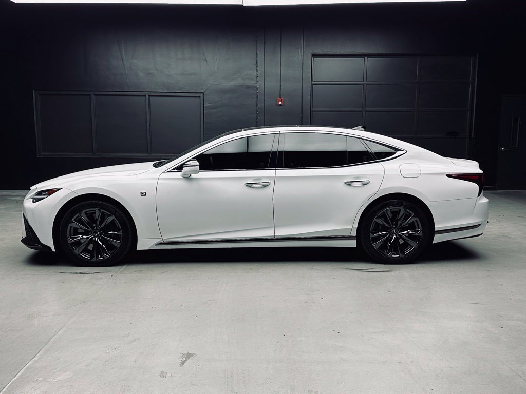 Used 2022 Lexus LS 500 F Sport AWD/4WD image 4