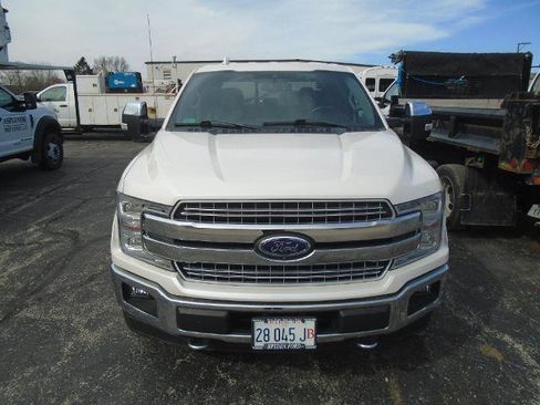 Used 2018 Ford F150 Lariat w/ Equipment Group 502A Luxury image 2