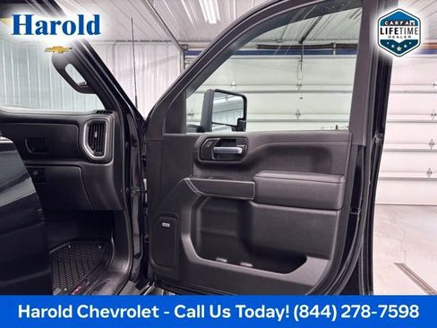 Used 2023 GMC Sierra 2500 AT4 w/ AT4 Premium Plus Package AWD/4WD image 10