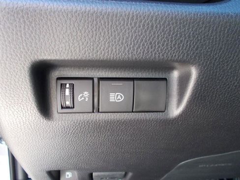 Certified 2025 Toyota RAV4 LE image 19