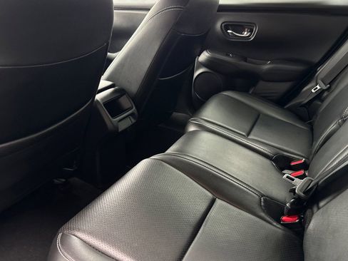Certified 2023 Honda HR-V LX image 12