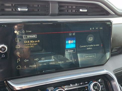 Used 2024 GMC Sierra 2500 Denali w/ Denali Reserve Package image 18