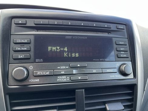 Used 2010 Subaru Forester 2.5X Limited image 11