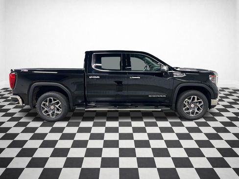 New 2026 GMC Sierra 1500 SLT AWD/4WD image 11