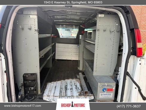 Used 2015 GMC Savana 2500 RWD image 13