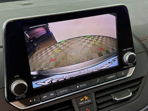 Used 2020 Nissan Altima 2.5 SR FWD image 13