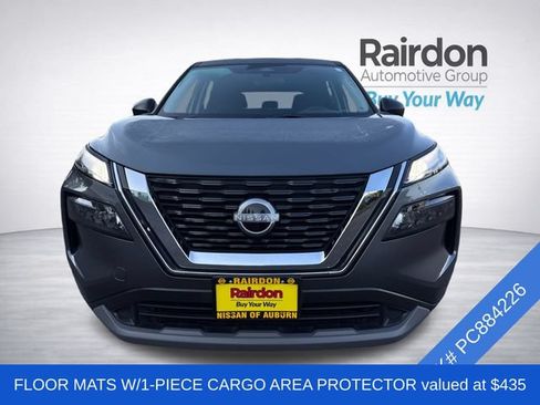 Used 2023 Nissan Rogue S AWD/4WD image 2