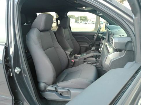 Used 2025 Toyota Tacoma SR5 image 22