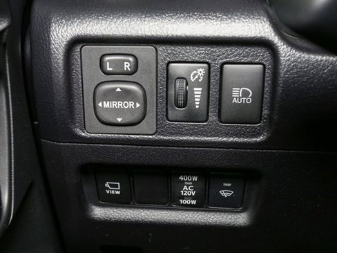 Used 2023 Toyota 4Runner TRD Off-Road Premium image 32