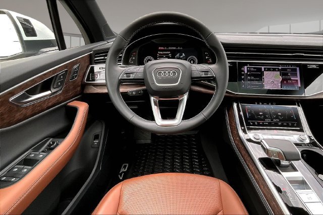 Used 2026 Audi Q7 3.0T Premium Plus AWD/4WD image 8