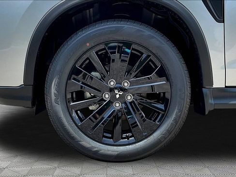 New 2026 Mitsubishi Outlander Sport LE AWD/4WD image 13