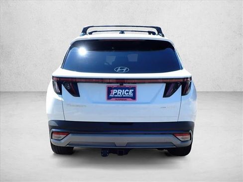 Used 2025 Hyundai Tucson Limited AWD/4WD image 3
