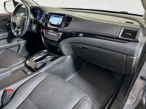 Used 2022 Honda Pilot Touring image 30