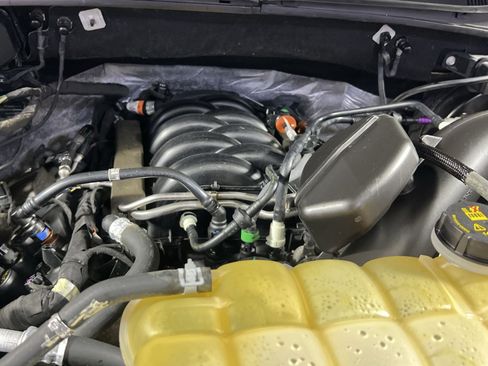 Used 2019 Ford F150 XLT image 28