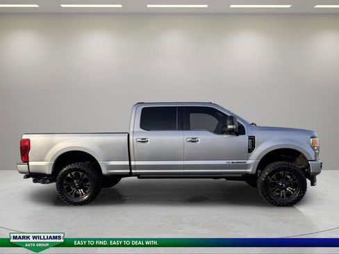 Used 2022 Ford F250 Platinum image 2
