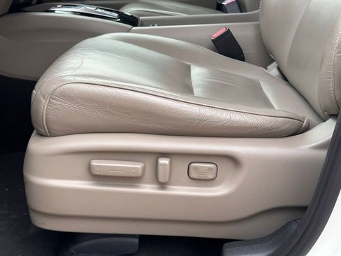 Used 2016 Honda Pilot Touring image 30