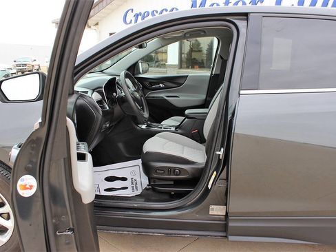 Used 2020 Chevrolet Equinox LT image 10