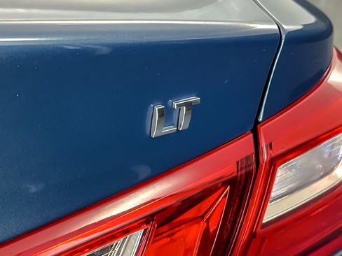 Used 2025 Chevrolet Malibu LT FWD image 24