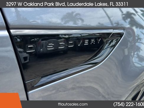 Used 2020 Land Rover Discovery HSE AWD/4WD image 16